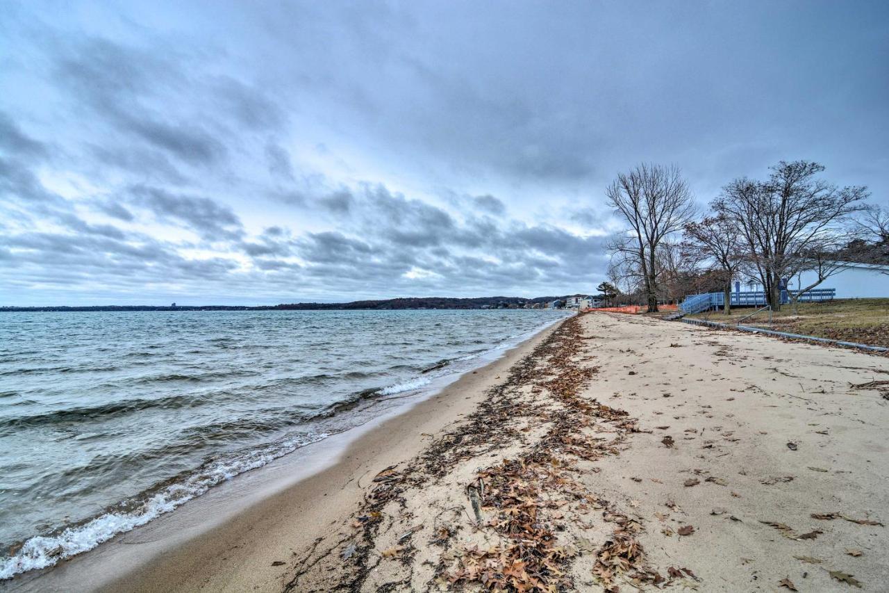 Modern Traverse City Condo About 1 Mi To Bay! Exteriör bild