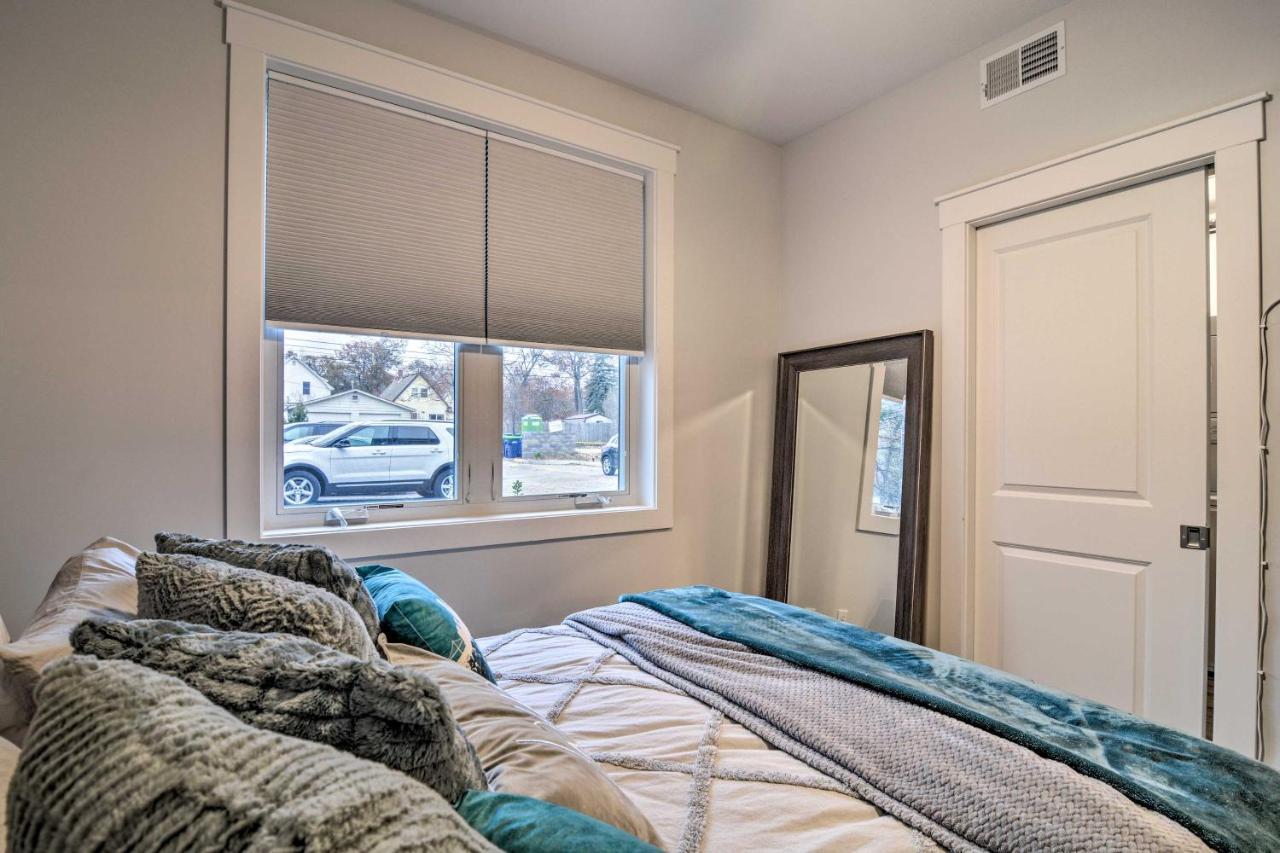 Modern Traverse City Condo About 1 Mi To Bay! Exteriör bild
